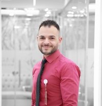M.T - Acompañantes masculino in Dubai