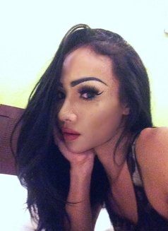m0niCa - Transsexual escort in Ho Chi Minh City Photo 20 of 25