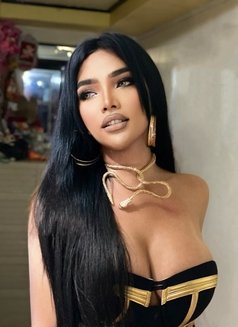 M1ssblythe - Transsexual escort in Manila Photo 2 of 11