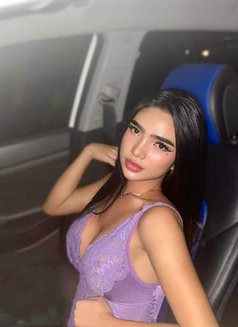 M1ssblythe - Acompañantes transexual in Makati City Photo 4 of 25