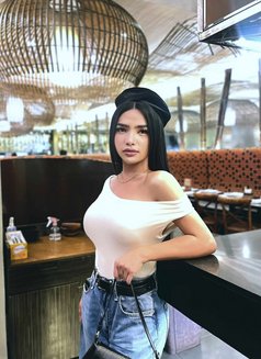 M1ssblythe - Acompañantes transexual in Makati City Photo 24 of 25