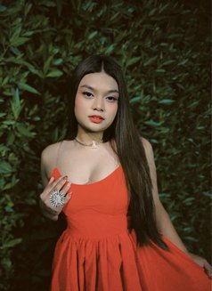 Ma R Ie - Transsexual adult performer in Manila Photo 1 of 6