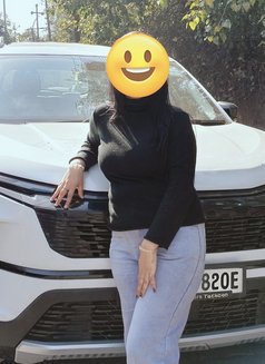 Maahi Sharma. Independent - escort in Noida Photo 2 of 4