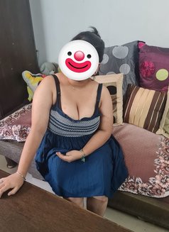 Maahi Sharma. Independent - puta in Noida Photo 5 of 8