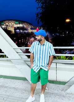 Maan - Male escort in Lahore Photo 6 of 6