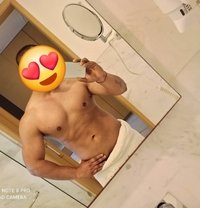 Maanav - Male escort in New Delhi