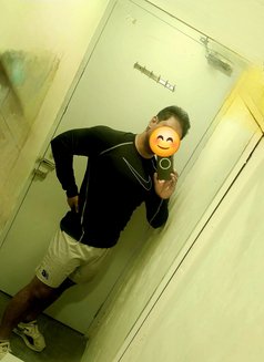 Maanav - Acompañantes masculino in New Delhi Photo 7 of 8