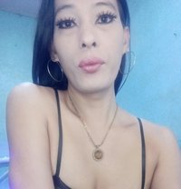 Maane - Intérprete transexual de adultos in Manila