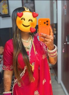 Maanu Cam/real Meet Big Boobs House Wife - escort in New Delhi Photo 6 of 10