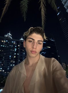 Maaxxx - Male escort in Dubai Photo 5 of 5