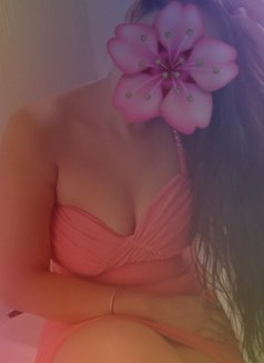 Maaya independant tamil escort - puta in Colombo Photo 5 of 7
