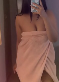 Maaya Tamil girl - escort in Colombo Photo 11 of 19