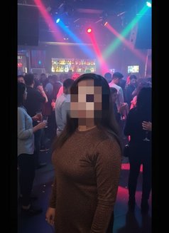 Maaya - escort in Kolkata Photo 4 of 6