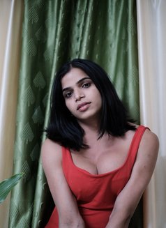 Maaya the Hot Shemale - Transsexual escort in Hyderabad Photo 7 of 7