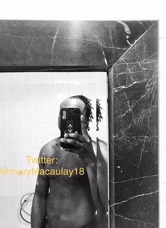 ChocolateBum - Male escort in Al Manama Photo 4 of 6