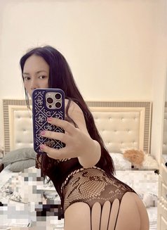 Macha - puta in Ajmān Photo 14 of 15