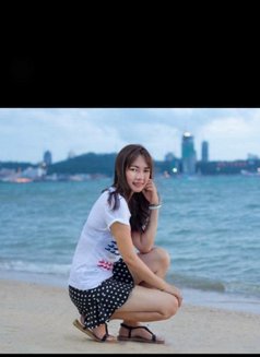 Macha - escort in Dubai Photo 7 of 7