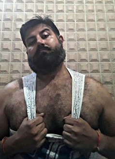 MACHOHUNKBOMBAY - Male escort in Mumbai Photo 11 of 15