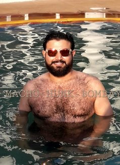 MACHOHUNKBOMBAY - Male escort in Mumbai Photo 7 of 16