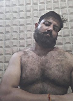 MACHOHUNKBOMBAY - Male escort in Mumbai Photo 10 of 15