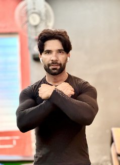 Mackm - Male escort in Mumbai Photo 4 of 4