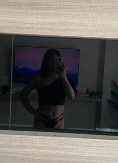 Macky - Transsexual escort in Manila Photo 7 of 26