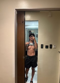 Macky - Acompañantes masculino in Bangkok Photo 9 of 11