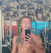 Mada - Male escort in Prague (Praha)