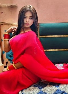 Madam Samaira - Transsexual escort in New Delhi Photo 17 of 18