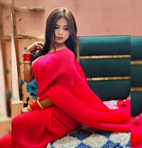 Madam Samaira - Transsexual escort in New Delhi
