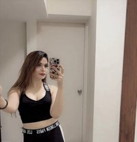 Madam Samaira - Acompañantes transexual in New Delhi