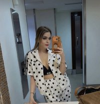 Madam Samaira - Transsexual escort in New Delhi Photo 28 of 28