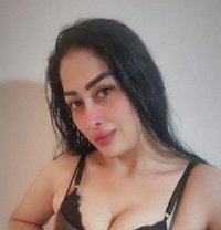 Madame Butterfly 🦋 - escort in Beirut Photo 2 of 4