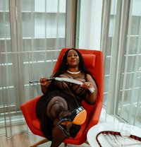 Madame Caramel - dominatrix in Antwerp