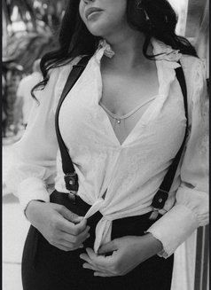 Madame Coco - escort in Brussels Photo 3 of 5