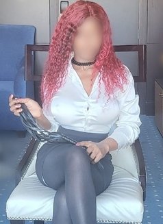 Lady Provocateur - Voluptuous Mistress - Dominadora in Dubai Photo 4 of 6
