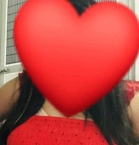 Dilmi Sewwandi - escort in Colombo