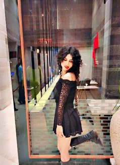 Maddie - Transsexual escort in Chandigarh Photo 12 of 14