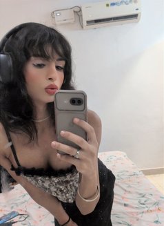 Maddie - Transsexual escort in Chandigarh Photo 21 of 23