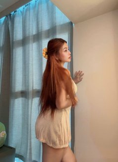 Maddy - escort in Makati City Photo 2 of 7