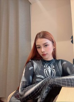Maddy - escort in Makati City Photo 6 of 7
