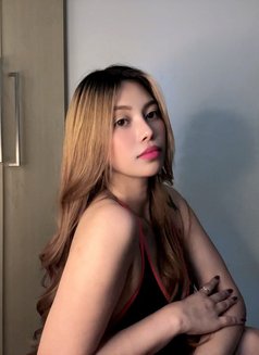 Maddy - escort in Makati City Photo 7 of 14