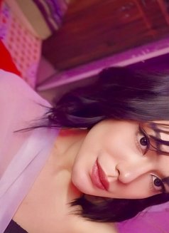 Maddy - Transsexual escort in New Delhi Photo 8 of 8