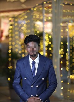 Maddy - Male escort in Bangalore Photo 4 of 4