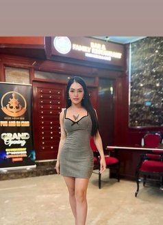 SmallMaddyTS - Transsexual escort in Manila Photo 19 of 24