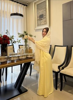 Madeline - escort in Jakarta Photo 5 of 9