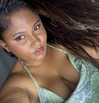 Madell - escort in Malindi