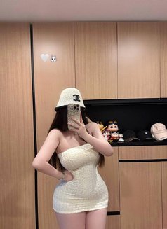Madhavi Cam and Real Meet 24×7 - escort in Kathmandu Photo 4 of 4