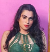 Madhavi Cam and Real Meet - Transsexual escort in Chennai