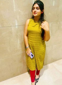 Madhavi - Agencia de putas in Bangalore Photo 3 of 3